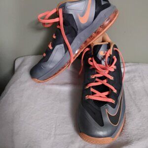 Nike Athletic Shoes - Black and Orange